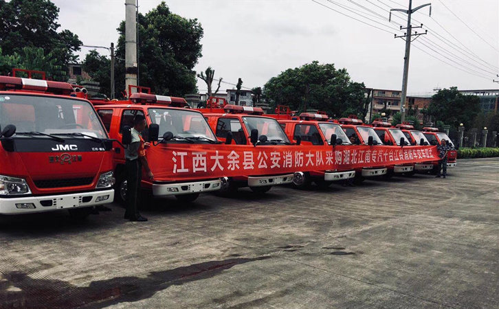 江鈴2.5噸水罐消防車(chē)消防車(chē)客戶滿意反饋