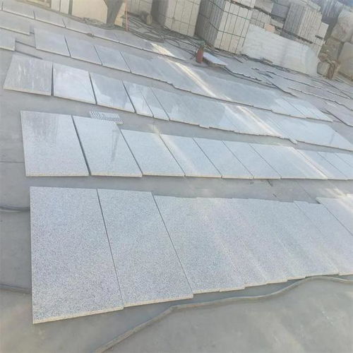 芝麻白石材廠家加工芝麻白荔枝面,火燒面及路沿石
